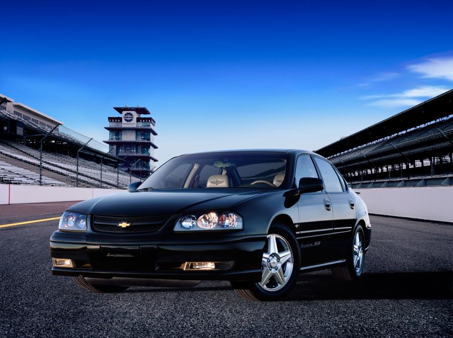  Chevrolet Impala SS 2000 года  (фото 4 из 12)